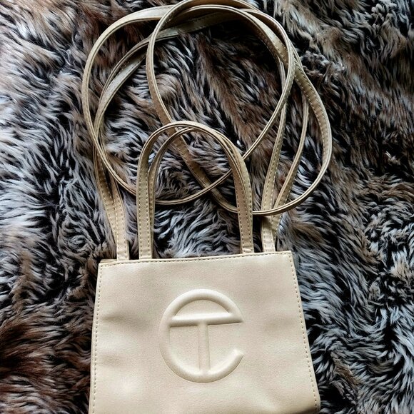 Telfar small bag in cream - Picture 2 of 3